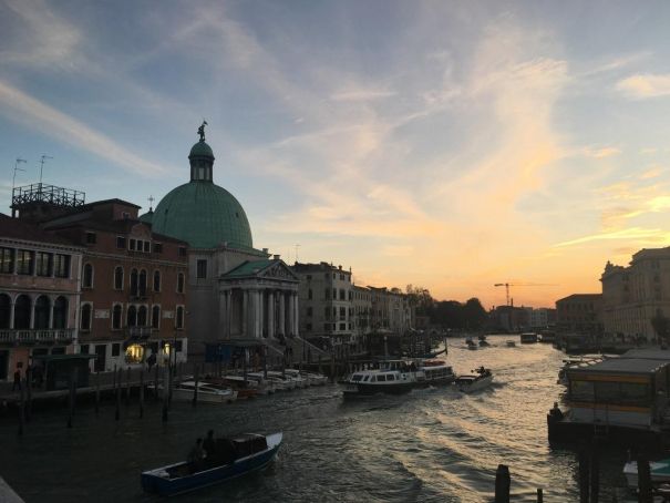 и вот она! церковь Церковь Сан-Симеон-Пикколо! и вот она! церковь Церковь Сан-Симеон-Пикколо!