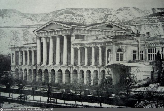 Обложка произведения 'Воронцовский дворец... Кто обустроил современный Тбилиси...'